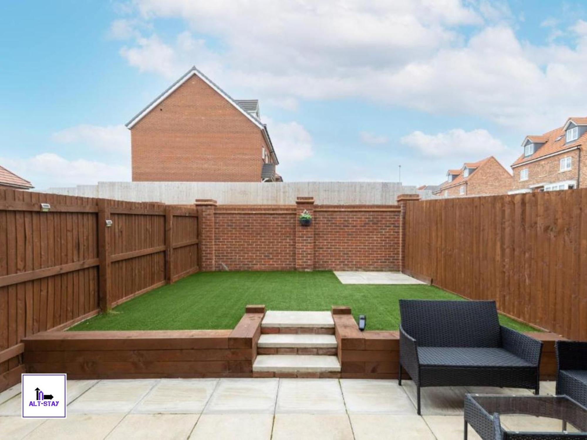 4 Bed 3 Bath - Kirkstall House By Alt-Stay Accommodation - Ideal For Contractors & Remote Workers - Long Stays Welcome ويكفيلد المظهر الخارجي الصورة