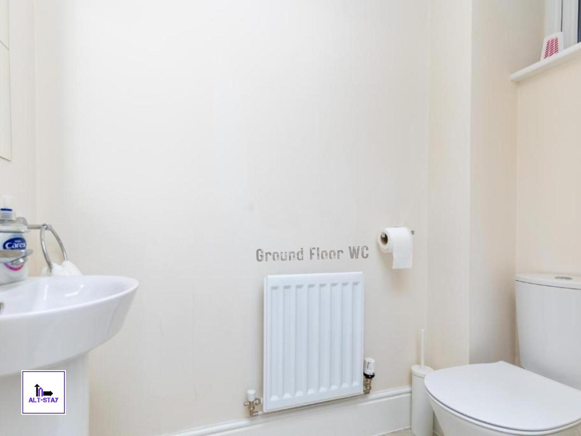 4 Bed 3 Bath - Kirkstall House By Alt-Stay Accommodation - Ideal For Contractors & Remote Workers - Long Stays Welcome ويكفيلد المظهر الخارجي الصورة